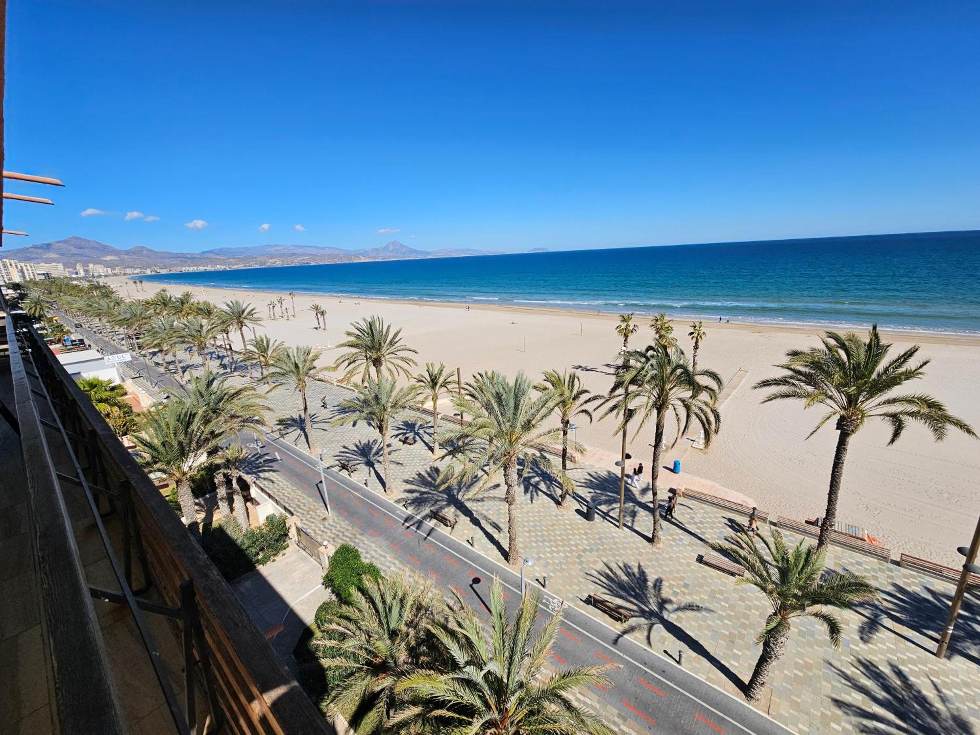 Febus Apartment Alicante Exterior photo